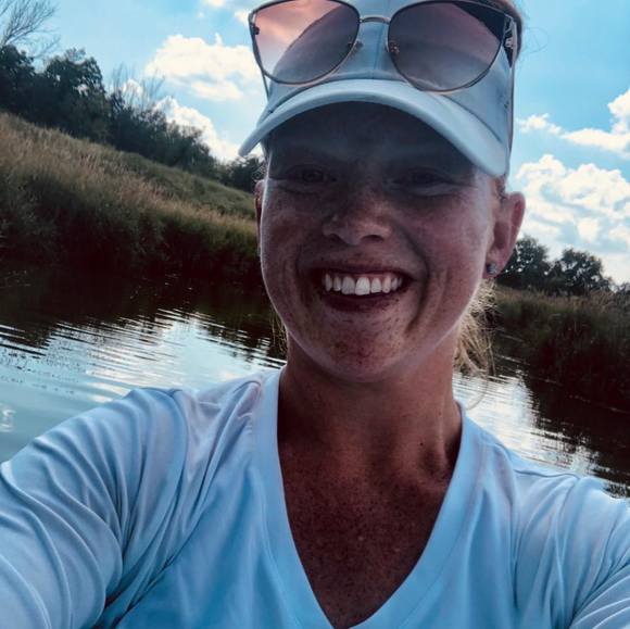 Meet your Posher, Brittney - Picture 1 of 1